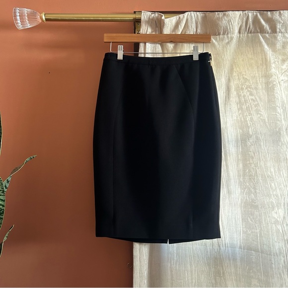 Ted Baker London Dresses & Skirts - Ted Baker Taalis Woven Pencil Skirt Black Wrinkle Resistant Size 1 US Size 4 (S)